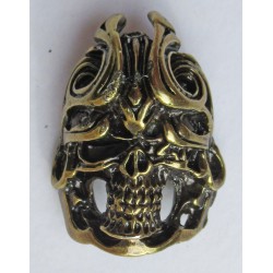 Cast metal badge Skull