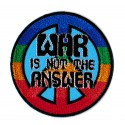 Parche termoadhesivo war is not the answer